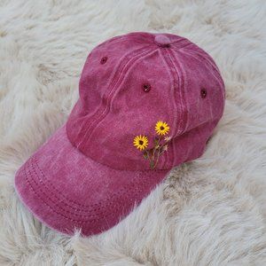 NWOT- Unique Hand Embroidered Sunflowers and Daisies hat